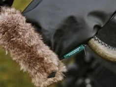 KongWalther black fur Østerbro handsker